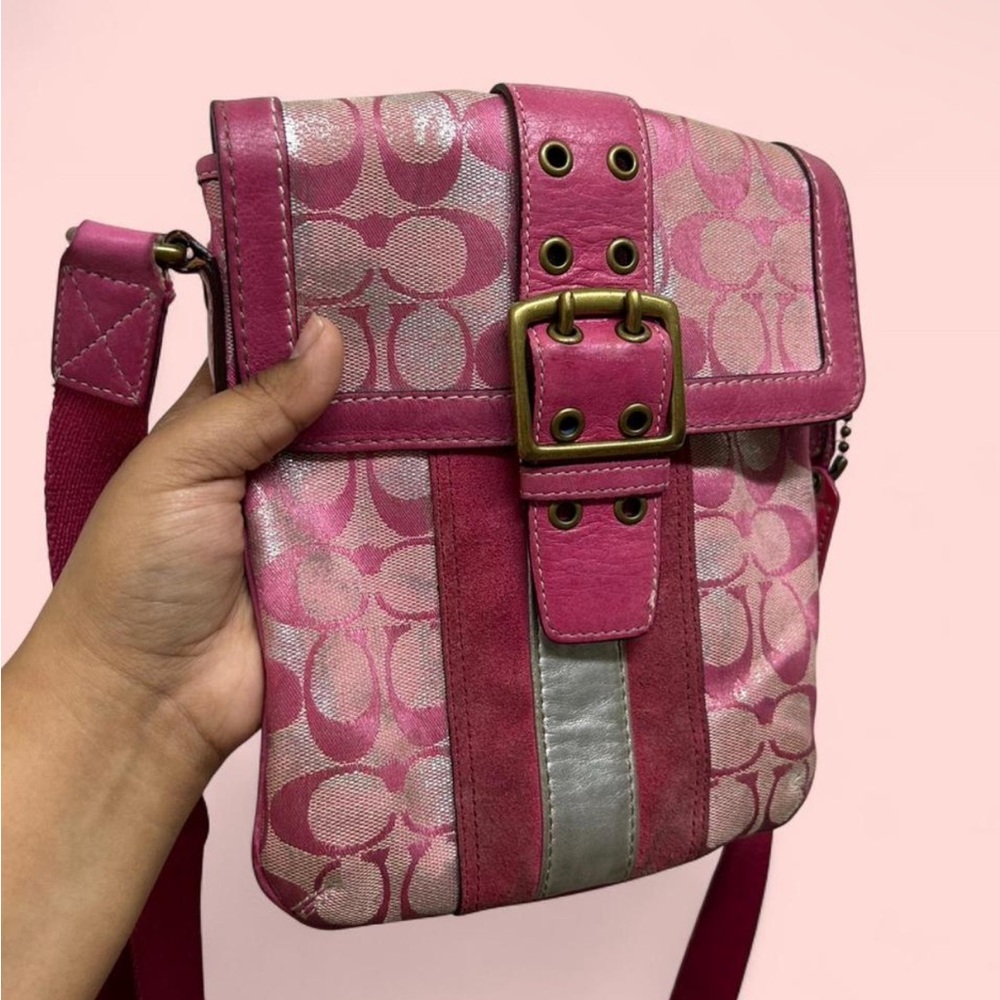 Coach Rare Pink Y2K Vintage Signature Crossbody with Metallic Accent - Picture 2 of 7